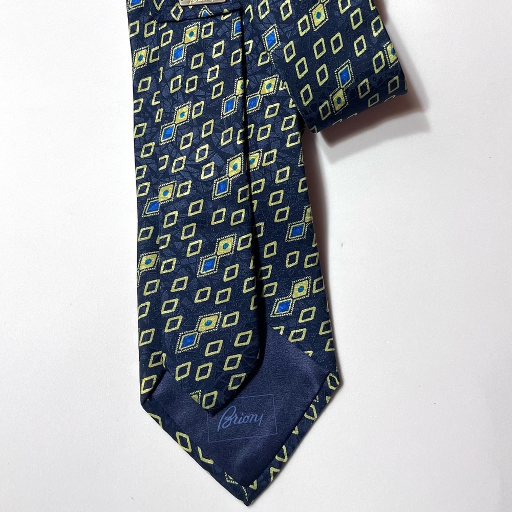 Brioni Handmade Silk Tie – Italy